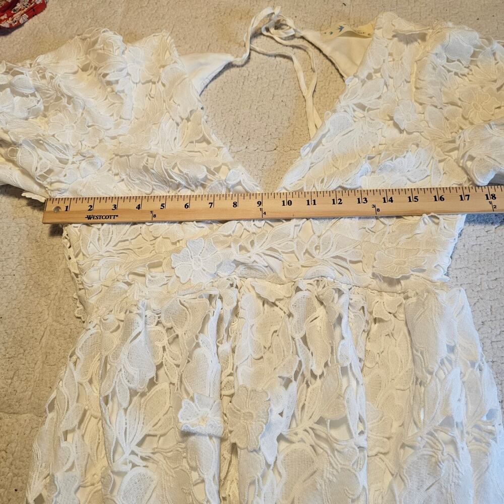Grace White Lace Mini Dress Size S Puff Sleeve V-Neck Open Back Boho Cottage - Picture 8 of 12